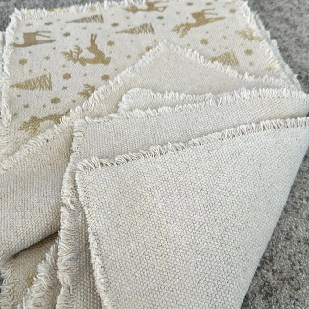 4 Nicole Miller Home Christmas Reindeer Placemats Beige Gold (4)